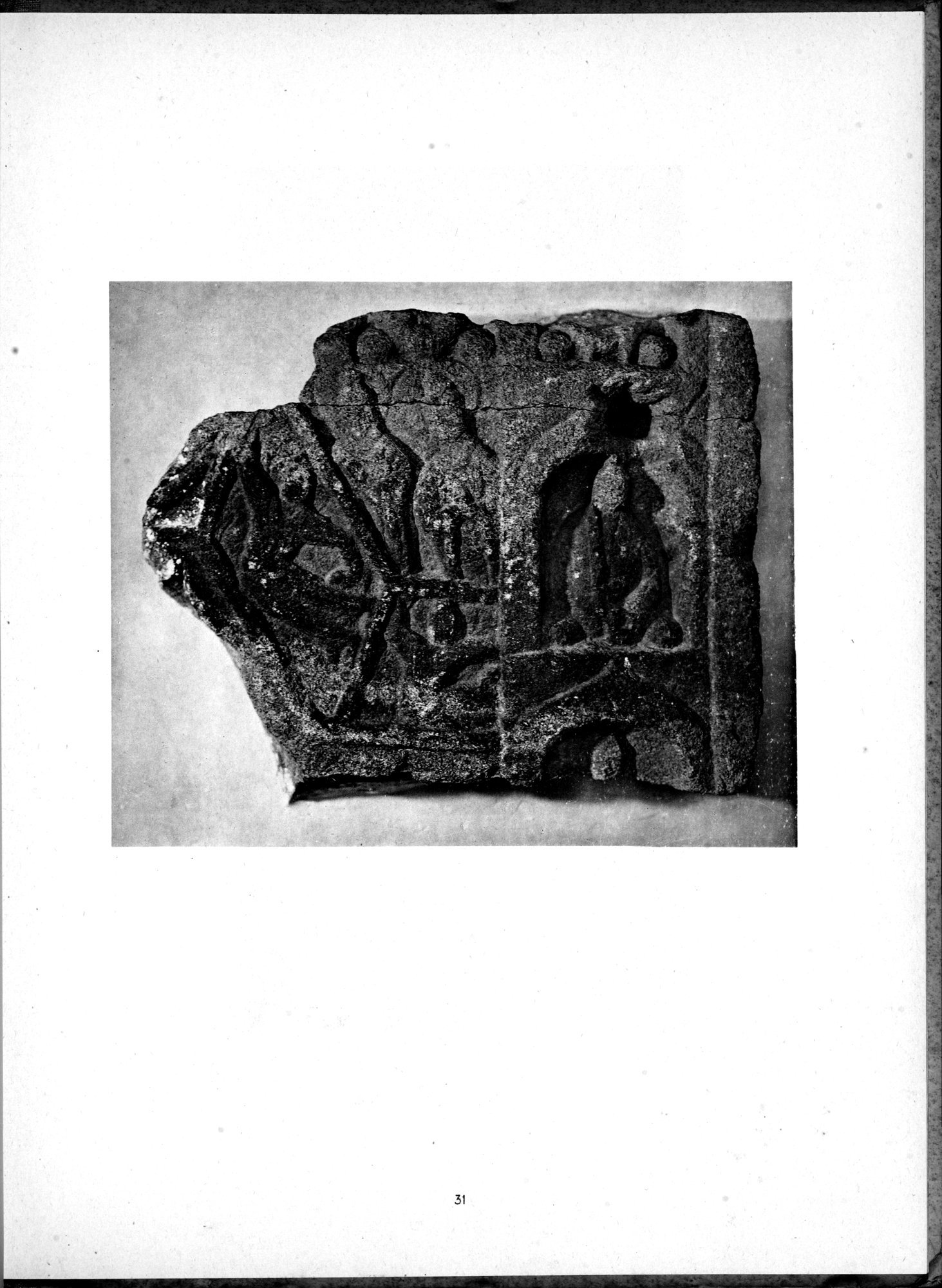 Die Chinesische Steinplastik : vol.1 / Page 35 (Grayscale High Resolution Image)