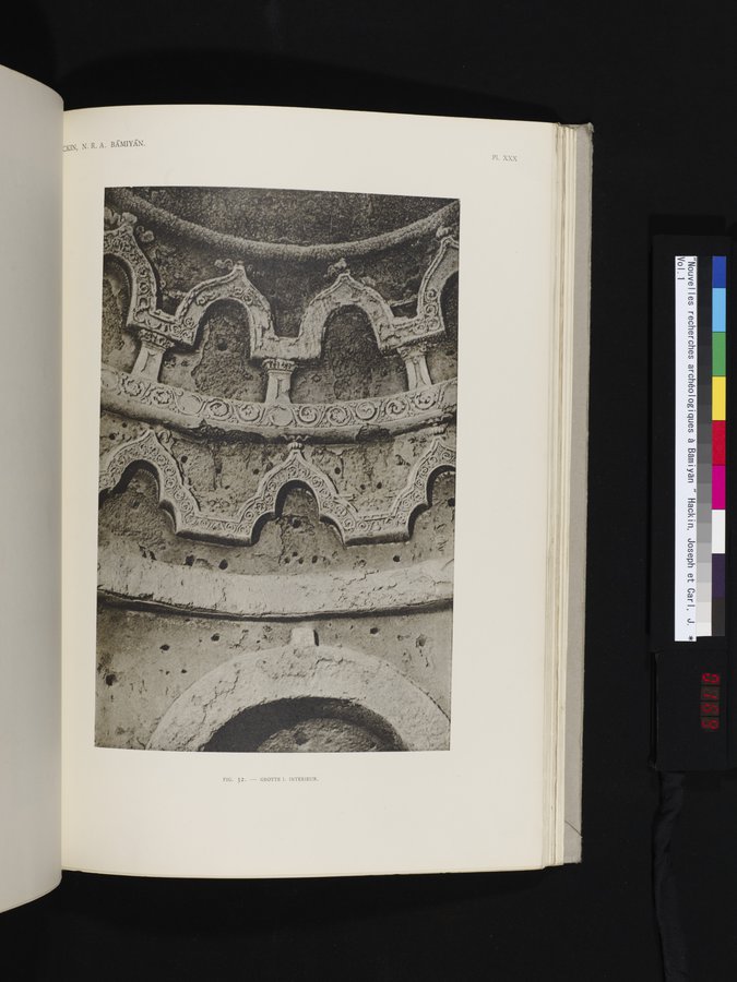 Nouvelles Recherches Archéologiques à Bāmiyān : vol.1 / Page 169 (Color Image)