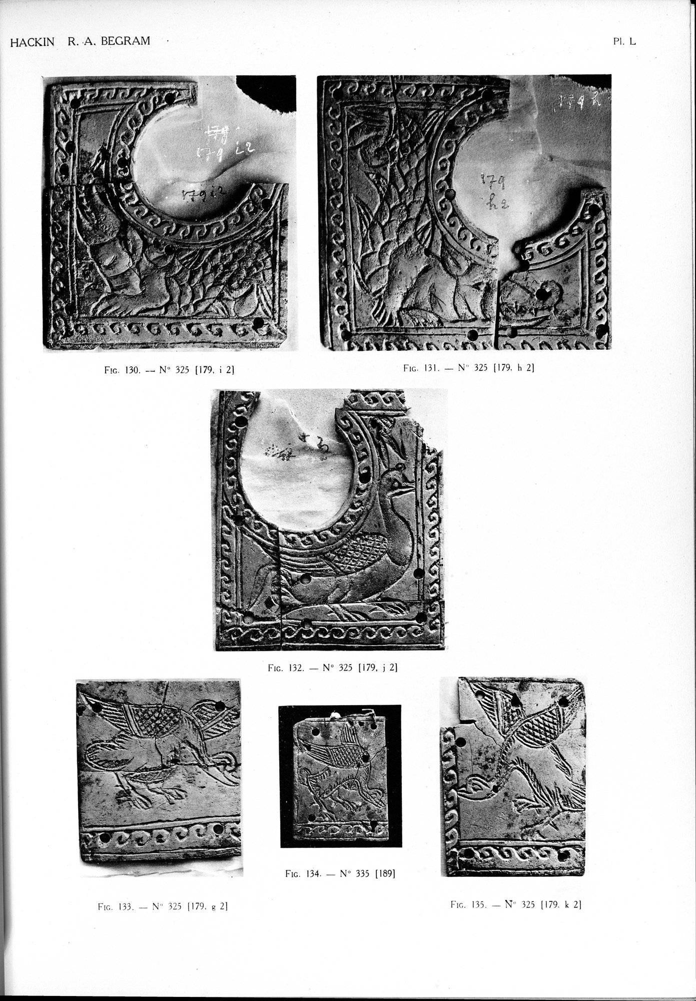 Recherches Archéologiques à Begram : vol.2 / 105 ページ（白黒高解像度画像）