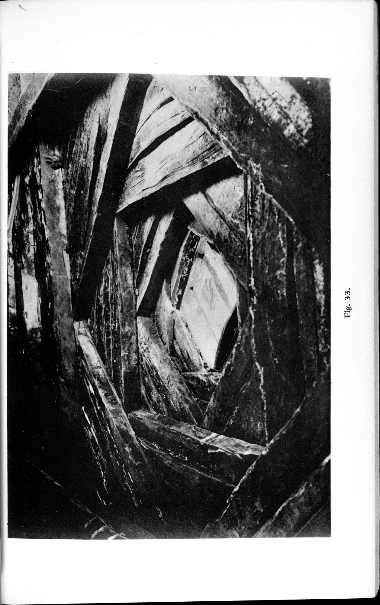 L'Œuvre de la Délégation Archéologique Française en Afghanistan (1922-1932) : vol.1 / Page 139 (Grayscale High Resolution Image)