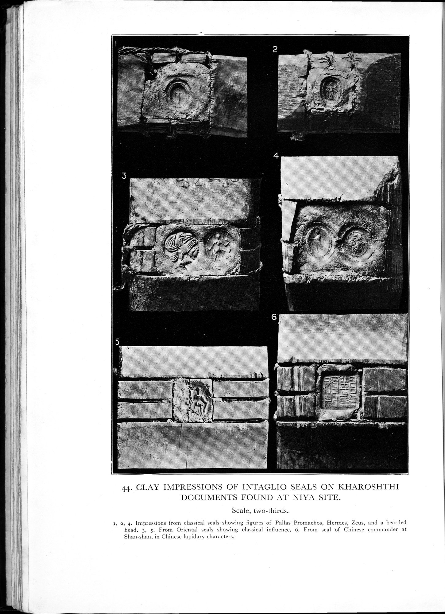 On Ancient Central-Asian Tracks : vol.1 / 168 ページ（白黒高解像度画像）