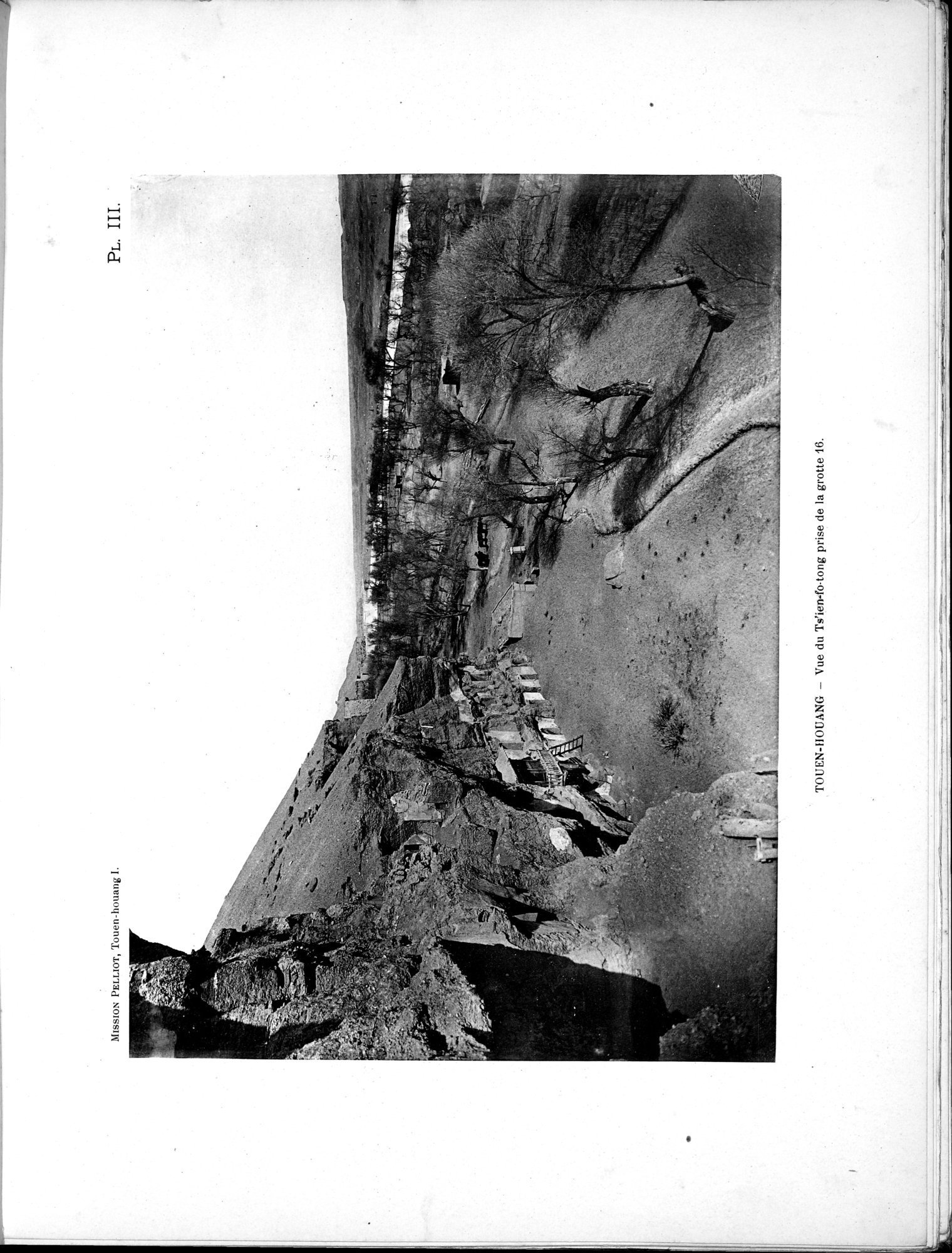 Les grottes de Touen-Houang : vol.1 / 19 ページ（白黒高解像度画像）