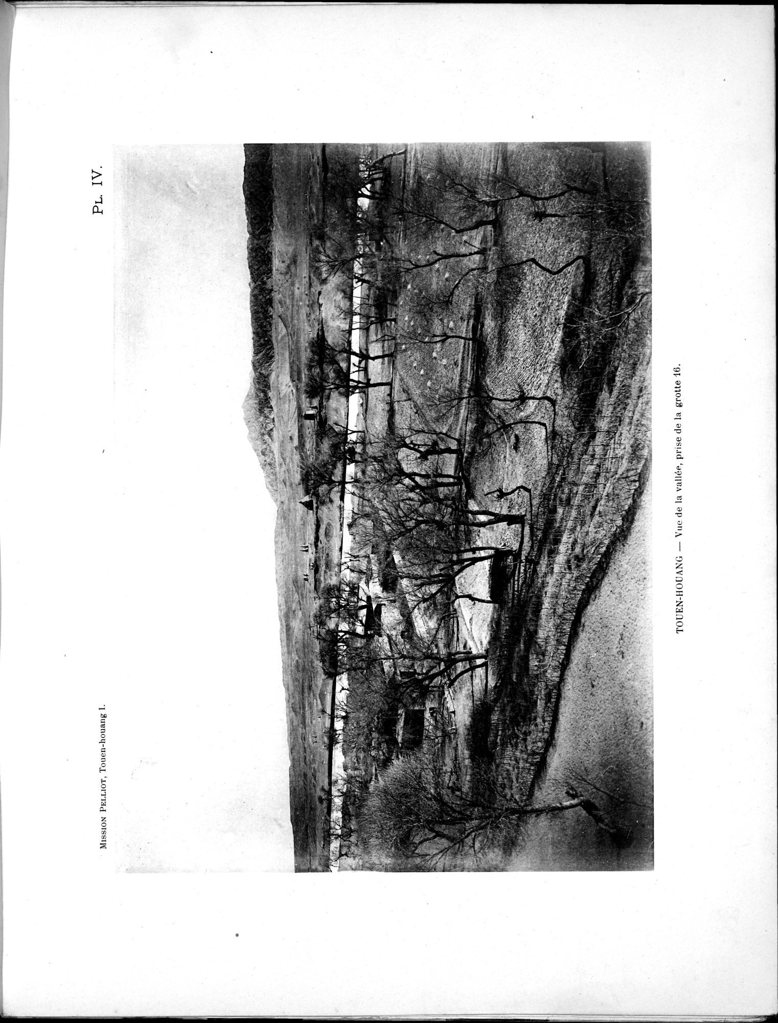 Les grottes de Touen-Houang : vol.1 / Page 21 (Grayscale High Resolution Image)