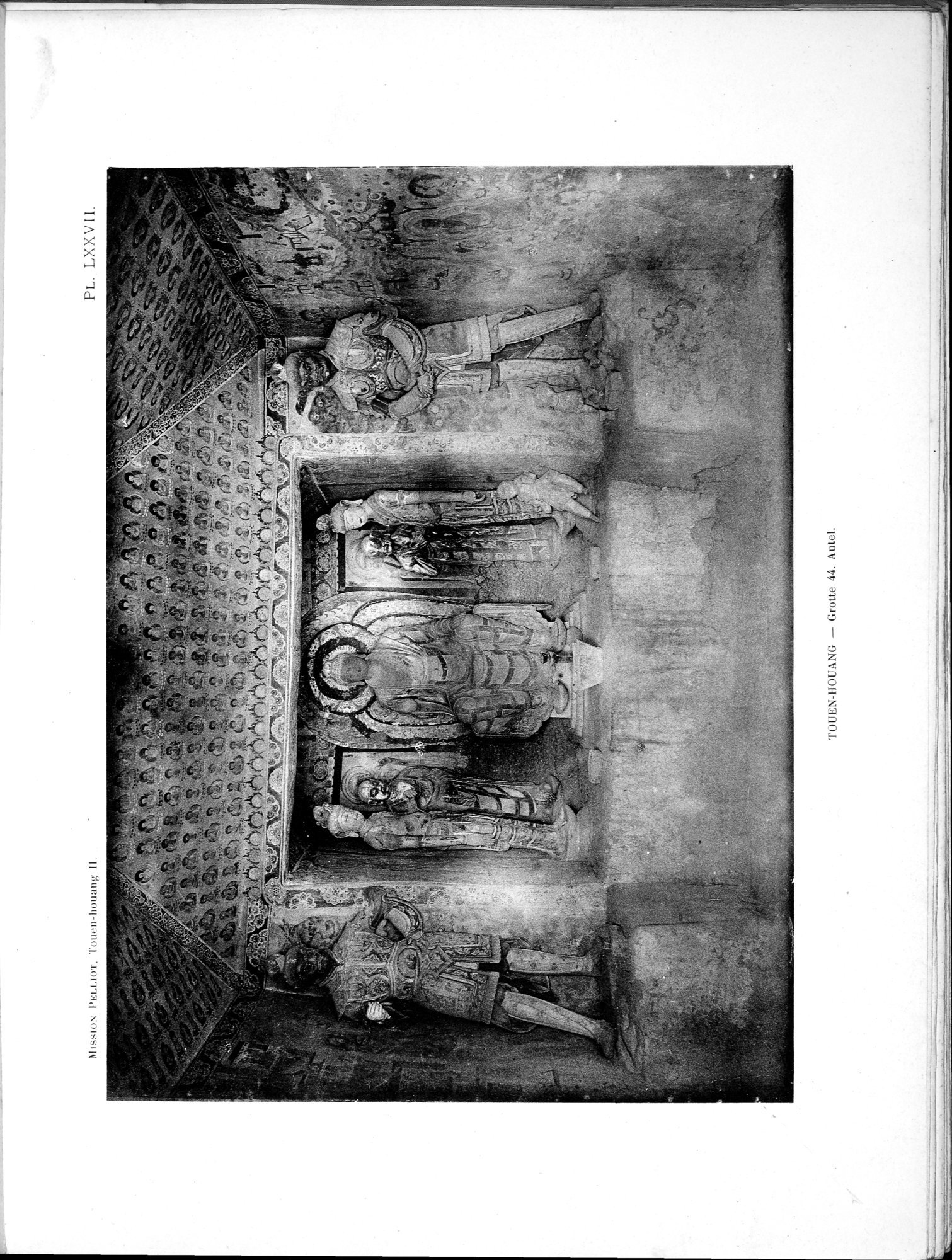 Les grottes de Touen-Houang : vol.2 / Page 35 (Grayscale High Resolution Image)