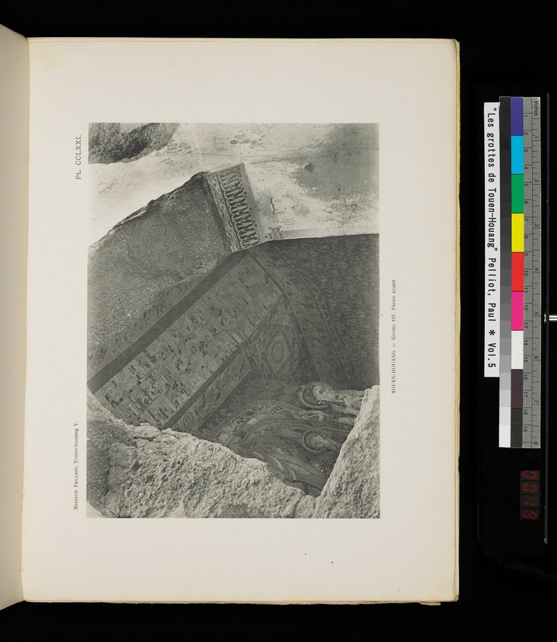Les grottes de Touen-Houang : vol.5 / 37 ページ（カラー画像）