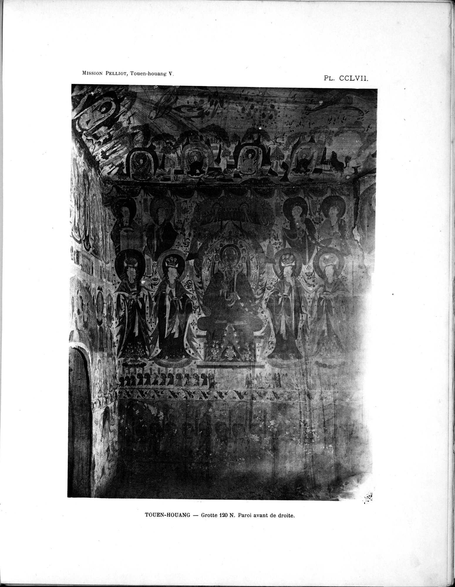 Les grottes de Touen-Houang : vol.5 / 9 ページ（白黒高解像度画像）
