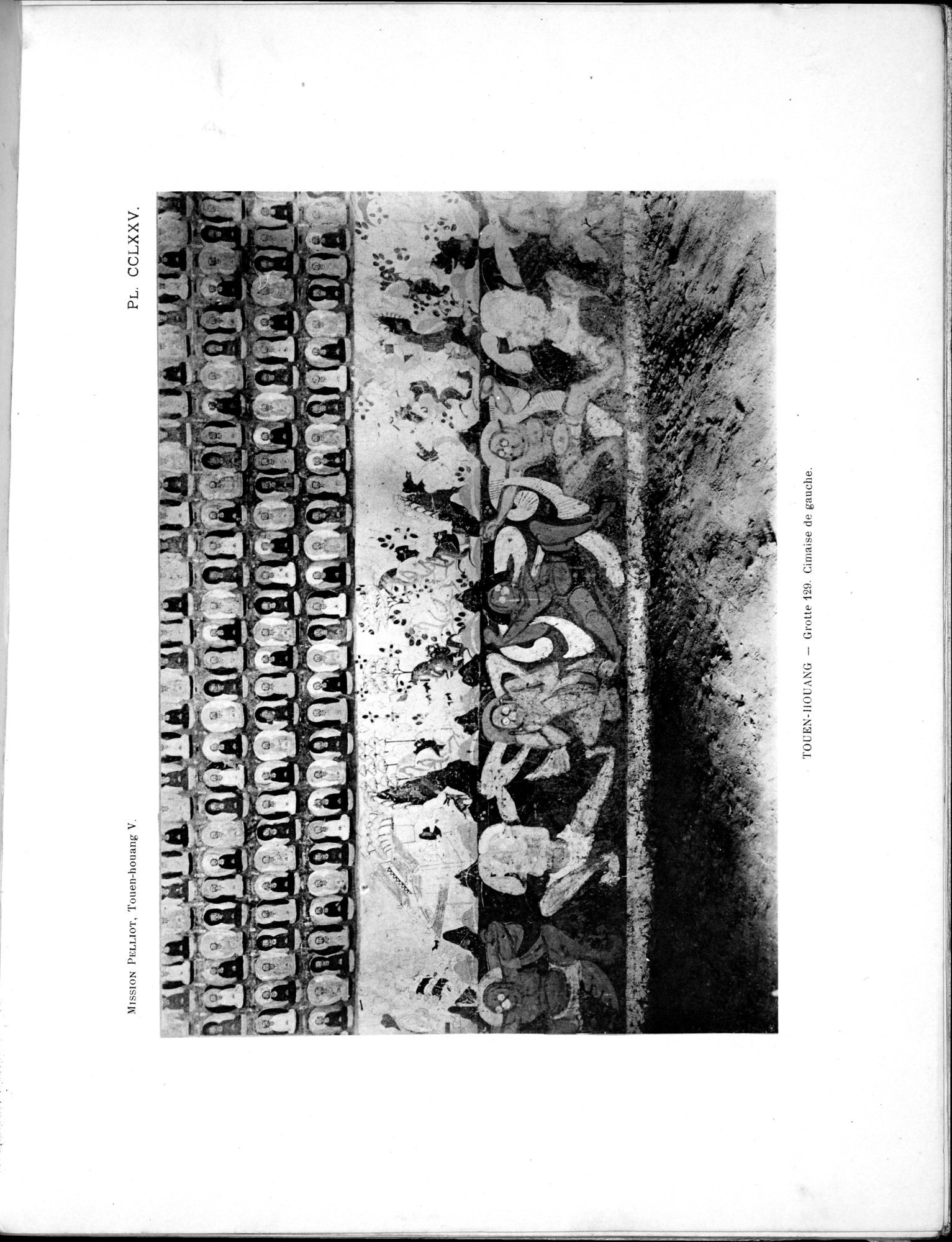 Les grottes de Touen-Houang : vol.5 / Page 45 (Grayscale High Resolution Image)